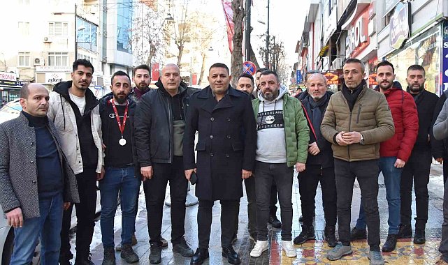 Sadıkoğlu: "Dönüşüme değil, zamansız ve plansız yıkıma karşıyız"
