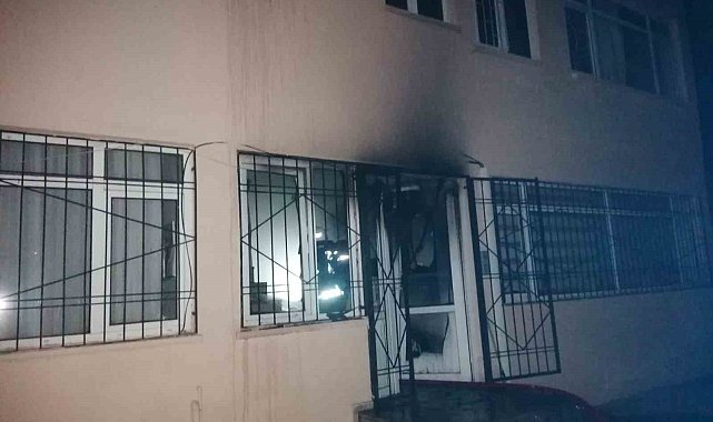 Sağlık ocağındaki yangın büyümeden söndürüldü
