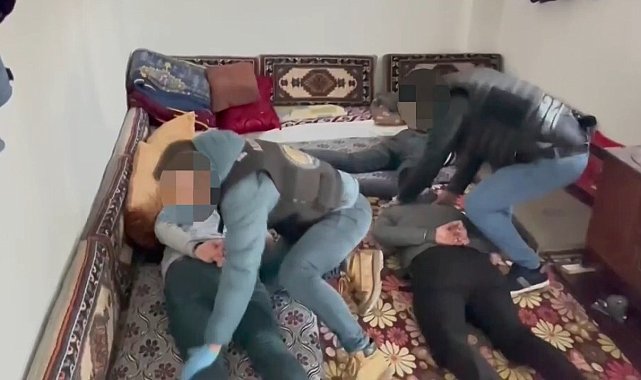 Şanlıurfa merkezli 10 ilde telefon dolandırıcılığı operasyonu: 29 tutuklama