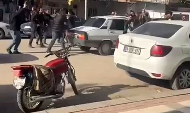 Şanlıurfa'da kavga eden 2 grubu polis havaya ateş açarak ayırdı