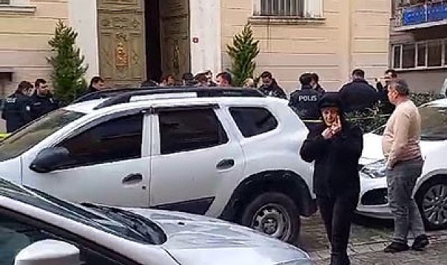Sarıyer'de bulunan Santa Maria İtalyan Kilisesi'nde Pazar ayini sırasında silahlı saldırı gerçekleşti. Olay yerine çok sayıda polis ve sağlık ekibi sevk edildi.