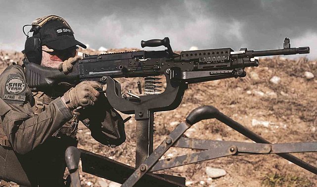 Sarsılmaz, ABD'de gövde gösterisi yapacak