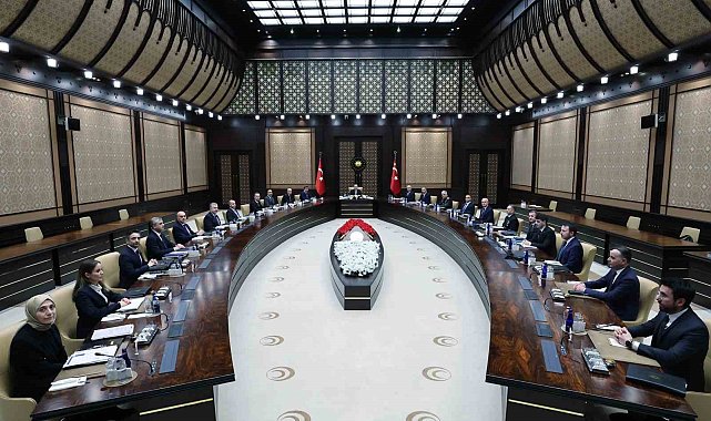Savunma Sanayii İcra Komitesi, Cumhurbaşkanı Recep Tayyip Erdoğan başkanlığında, Cumhurbaşkanlığı Külliyesi'nde toplandı.
