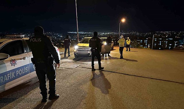 Şehir manzarasına hakim bölgelerde alkol tüketen şahıslara yönelik denetim