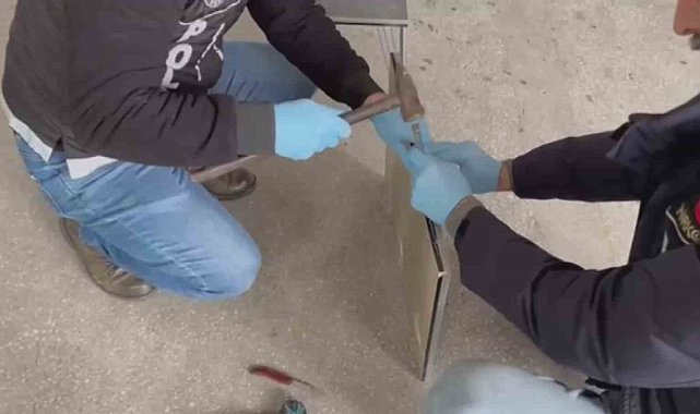 Sehpaya zulalanmış uyuşturucu ele geçirildi