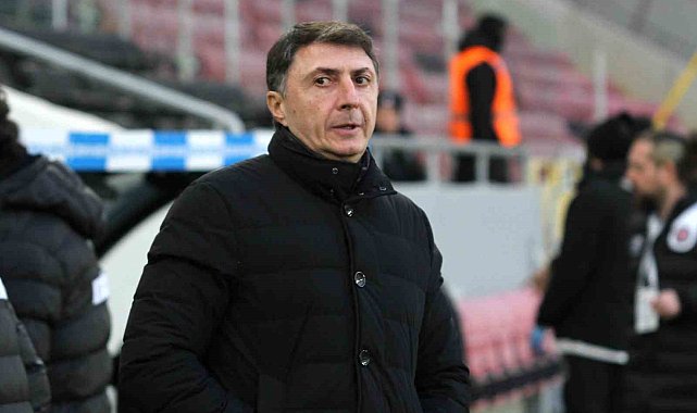 Shota Arveladze: "Bu sahada sadece biz oynamadık ama saha bazen çabuk oyunlara müsaade etmiyor"