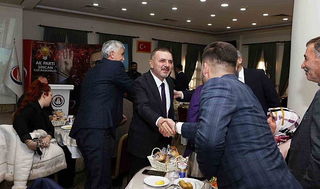 Sincan Belediye Başkanı Ercan muhtarlarla buluştu