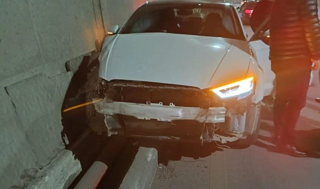 Şırnak'ta otomobil bariyerlere çarptı: 3 yaralı