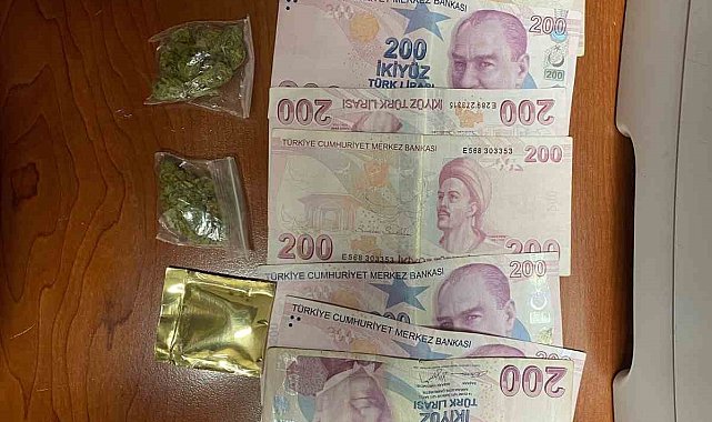 Şişli'de rezidanslara kuryelik yapan torbacıya suçüstü kamerada: Kaçmaya çalışırken yakalandı