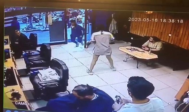 Şişli'de sevgilisiyle buluşan gence akraba dayağı kamerada: Berberde saldırıya uğradı