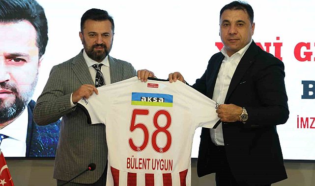 Sivasspor'un yeni teknik direktörü Bülent Uygun imzayı attı