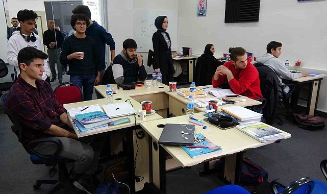 Sorgun'da Alper Gezeravcı'nın ismi kültür merkezine verildi