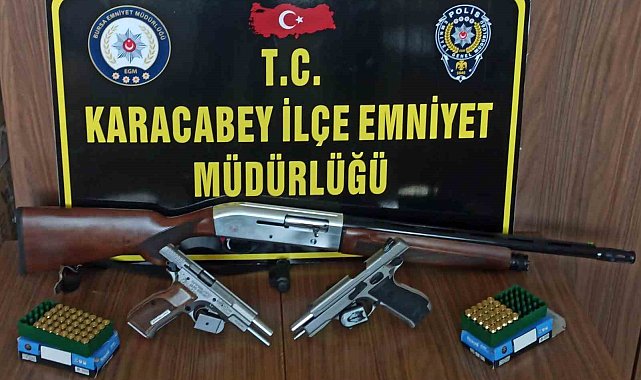 Sosyal medyada ateş ettiği görülen 2 kişi gözaltına alındı