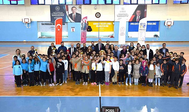 Spor kenti Karacabey'de 'Geleneksel Çocuk Oyunları' gerçekleşti