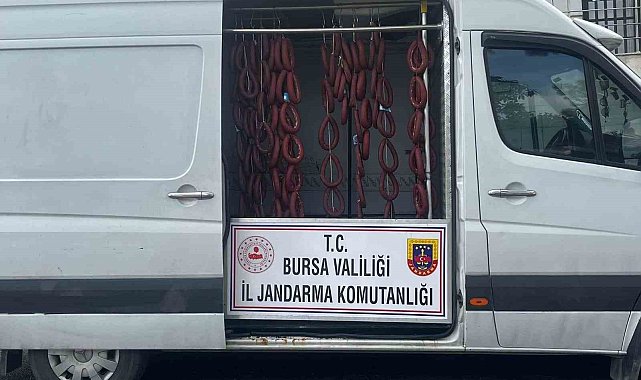 Sucukları benzinlikte yıkayan şahıslara 150 bin lira ceza