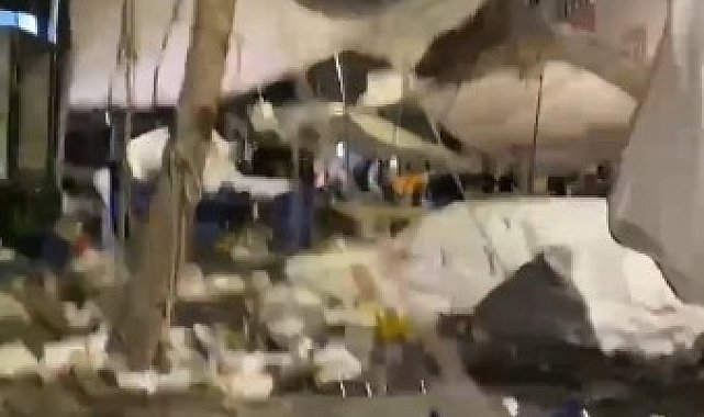 Sultangazi'de şiddetli lodos pazarcılara zor anlar yaşattı