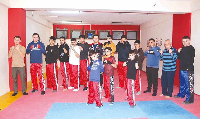 Sungurlu'da kick boks antrenmanları yeniden başladı