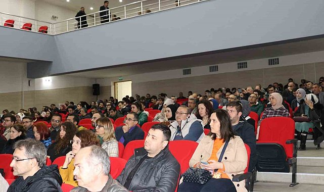 Sünnetci: "Öğretmenlerimizin her daim yanlarında olacağız"