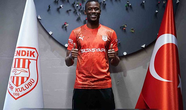 Süper Lig ekibi Pendikspor, Senegalli santrfor Mame Thiam ile 2.5 yıllık sözleşme imzaladıklarını açıkladı.