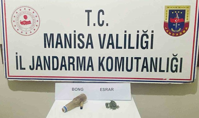 Şüpheli şahsın üzerinden kubar esrar çıktı