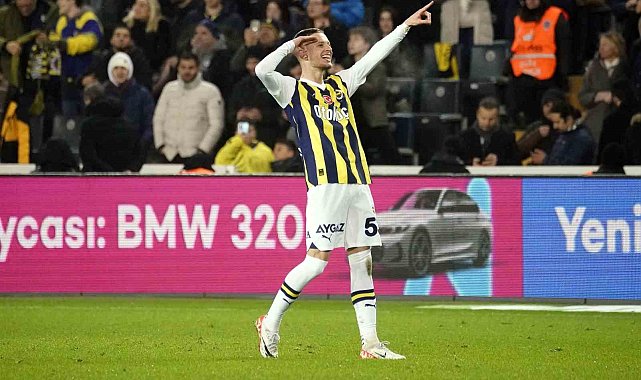 Szymanski 1 gol, 2 asistle yıldızlaştı