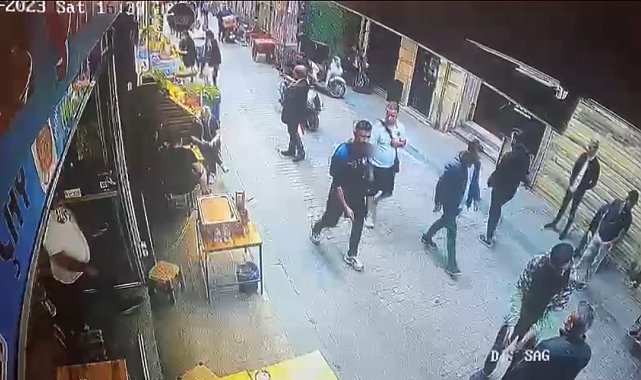 Taksim'de turistin yaşadığı dehşet kamerada: Otel yalanıyla kandırıp barda gasbedip darp ettiler