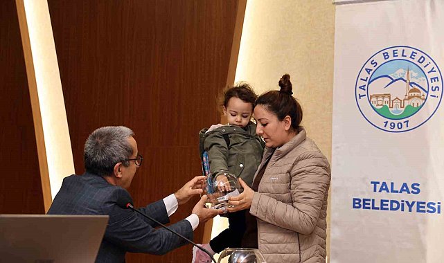 Talas'ta kentsel dönüşüm evleri kura ile sahibini buldu