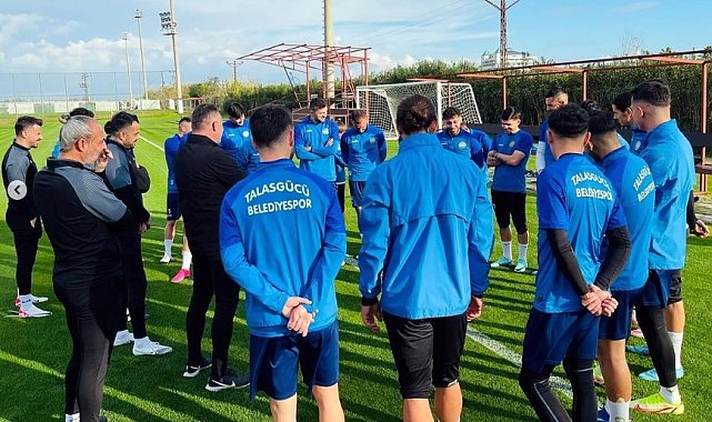 Talasgücü Belediyespor'un Antalya kampı başladı
