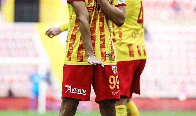 Talha Sarıaslan ilk golünü attı