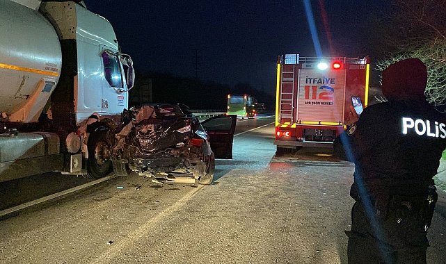 Tanker park halindeki otomobile çarparak 200 metre sürükledi: 1 yaralı