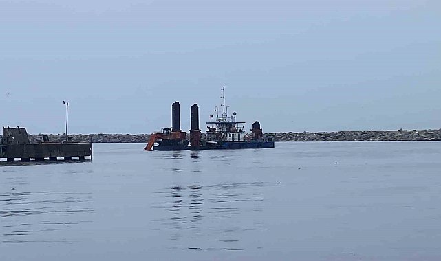 Tarak gemisi çalışmalarını sürdürüyor