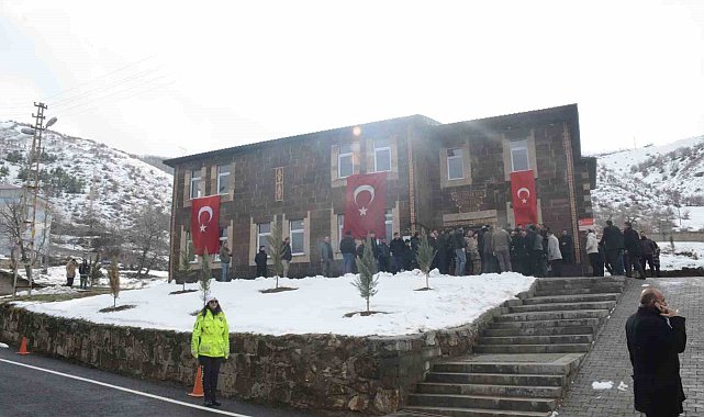 Tatvan'da "Kur'an Kursu ve Taziye Evi" açılışı yapıldı