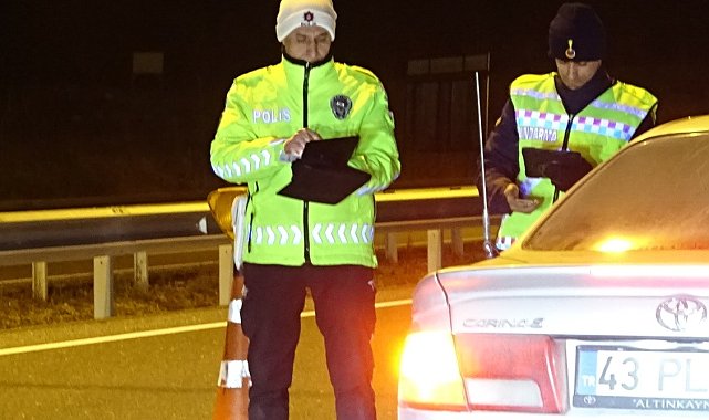 Tavşanlı'da yeni yıla girildiği saatlerde trafik denetimi arttırıldı
