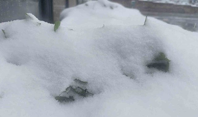 Tekirdağ'ın bazı ilçelerinde eğitime kar engeli