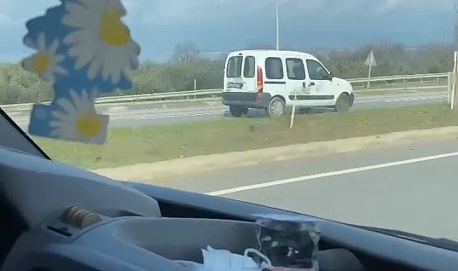 Ters şeritten giden minivan faciaya böyle davetiye çıkardı