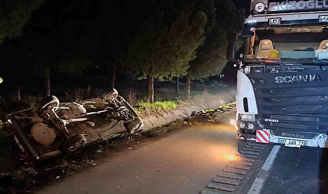 Tıra çarpan otomobil şarampole devrildi: 2 ağır yaralı