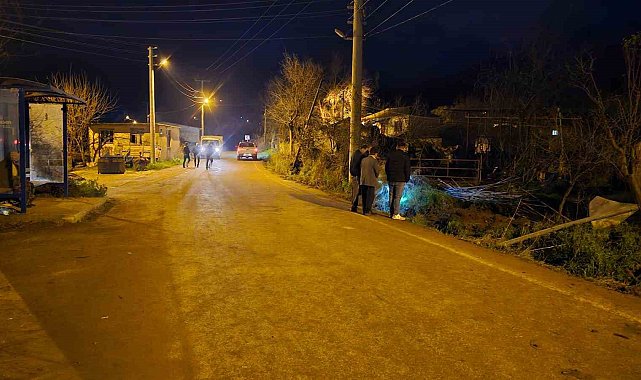 Tire'de otomobil kadınlara çarptı: 1 ölü, 1 yaralı