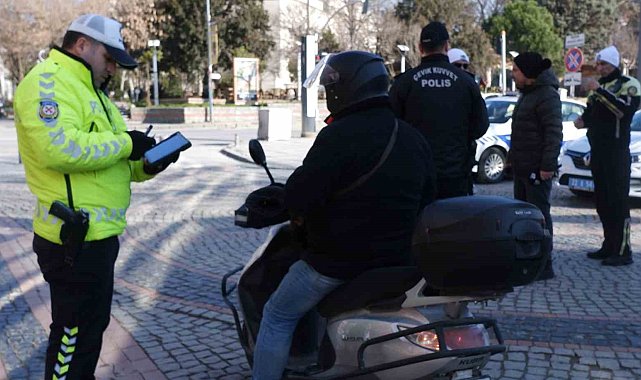 Trafiğe kapalı caddeye girenlere ceza yağmuru
