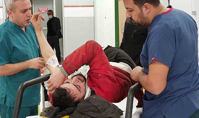 Traktörün tekeri üzerinden geçti
