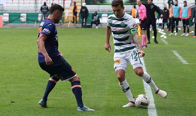 Trendyol Süper Lig: Konyaspor: 2 - RAMS Başakşehir: 3