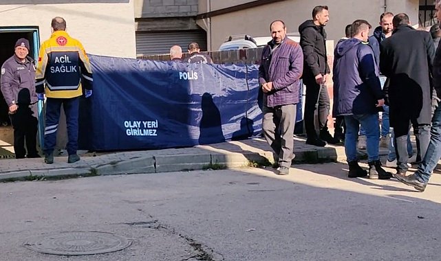 Tüfekle başından vurulmuş halde ölü bulundu