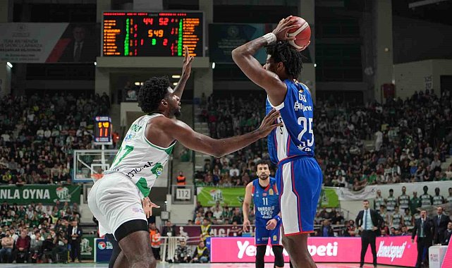 Türkiye Sigorta Basketbol Süper Ligi: Bursaspor: 73 - A. Efes: 83