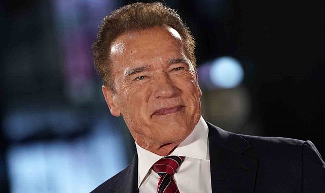 Ünlü oyuncu Schwarzenegger, havaalanı gümrüğünde alıkonuldu