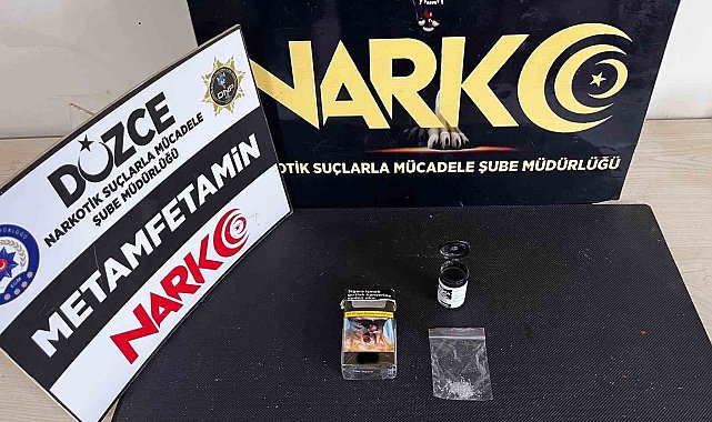 Uyuşturucu satıcısı kadın tutuklandı