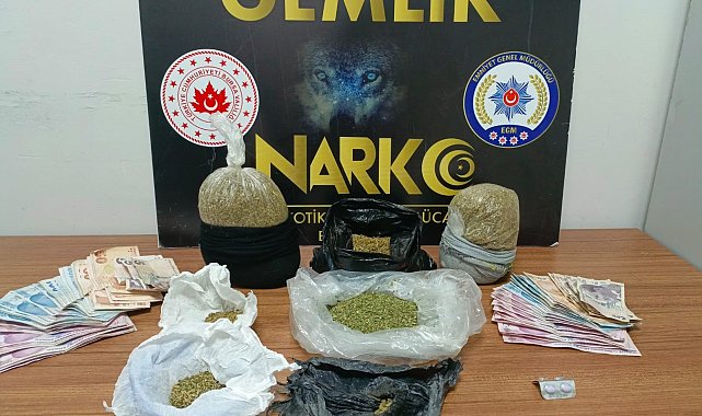 Uyuşturucuyu iç çamaşırlarında sakladılar: Karı-koca tutuklandı