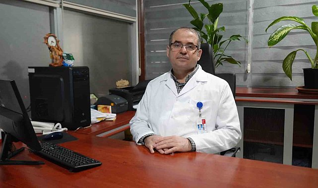 Uzmanından gençlere ve çocuklara uyarı: Uzun süre bilgisayar başında kalmak skolyozu tetikliyor