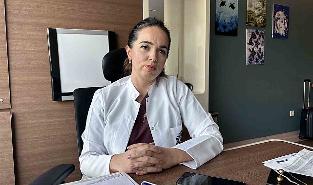 Uzmanından şah damarı tıkanıklığı uyarısı: "Bazen hiçbir bulgu vermeden hastanın büyük bir inme yaşamasıyla da kendini gösterebilir"