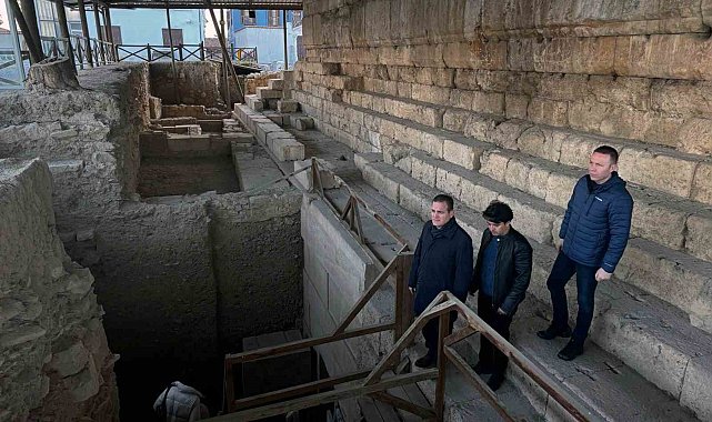 Vali Akbıyık Milas'ın antik kentlerinde incelemelerde bulundu