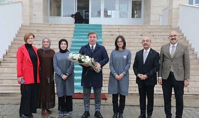 Vali Aydoğdu: "Tatiliniz, emeklerinizin meyvelerini topladığınız bir dinlenme ve yenilenme zamanı olsun"