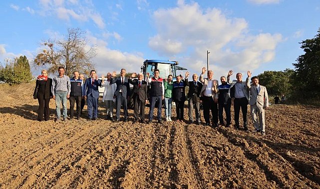 Vali çiftçilerin yüzünü güldüren haberi verdi